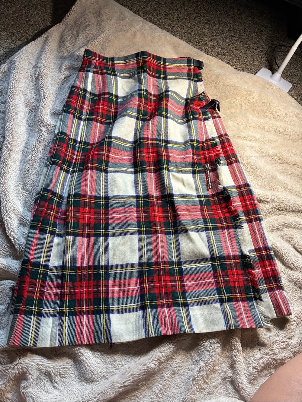 Classic Red white tartan traditional authentic Scottish kilt skirt - new wool